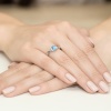 Pierścionek W0019 Topaz London Blue 0,50ct białe złoto
