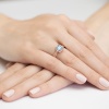 Pierścionek Diament Laboratoryjny niebieski 0,50ct różowe złoto